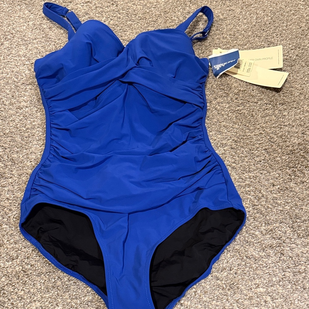 Gottex swimsuit size 10D NWT